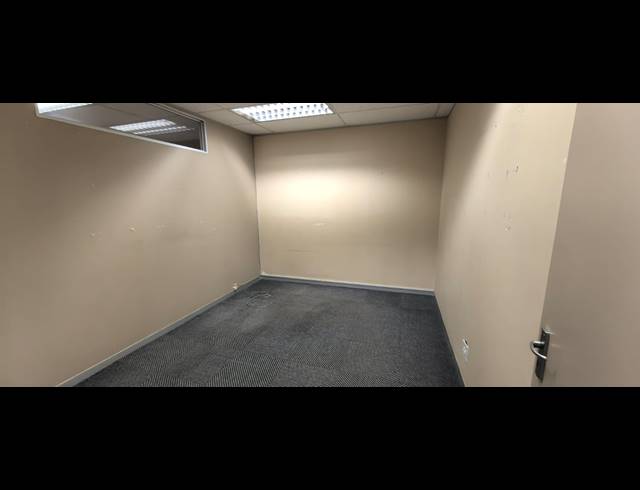 176.50M² OFFICE TO LET IN BO-DORP